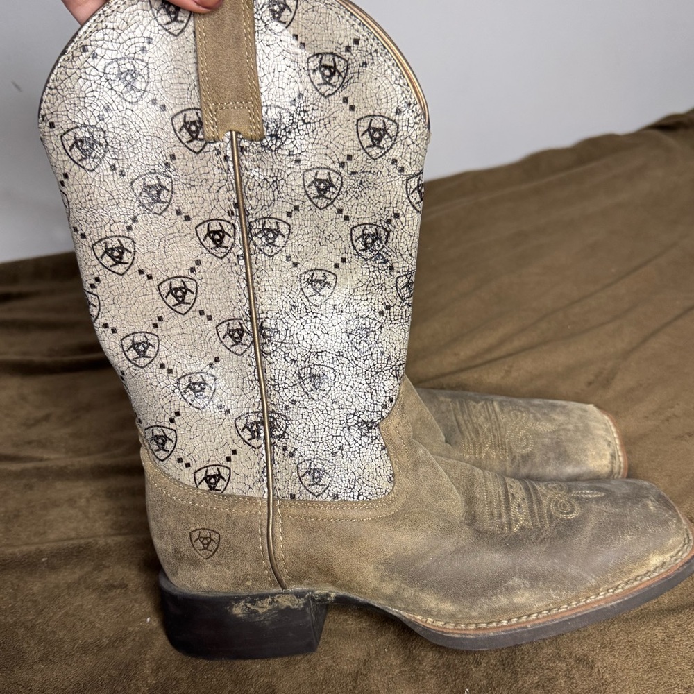 Western boots - Picture 4 of 5